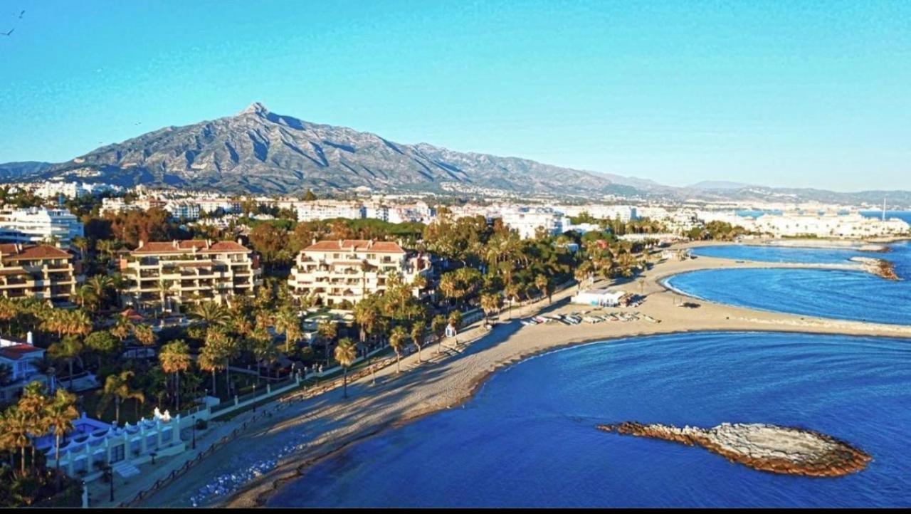 Incredible Luxury Location In Puerto Banus Beach For Families Marbella Eksteriør billede