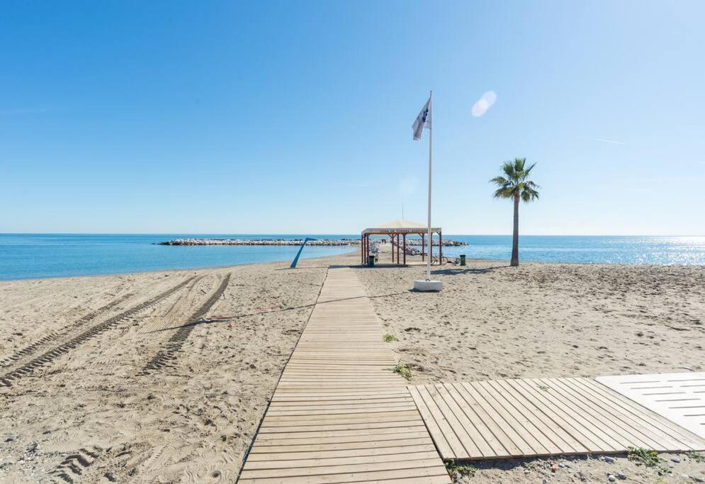 Incredible Luxury Location In Puerto Banus Beach For Families Marbella Eksteriør billede