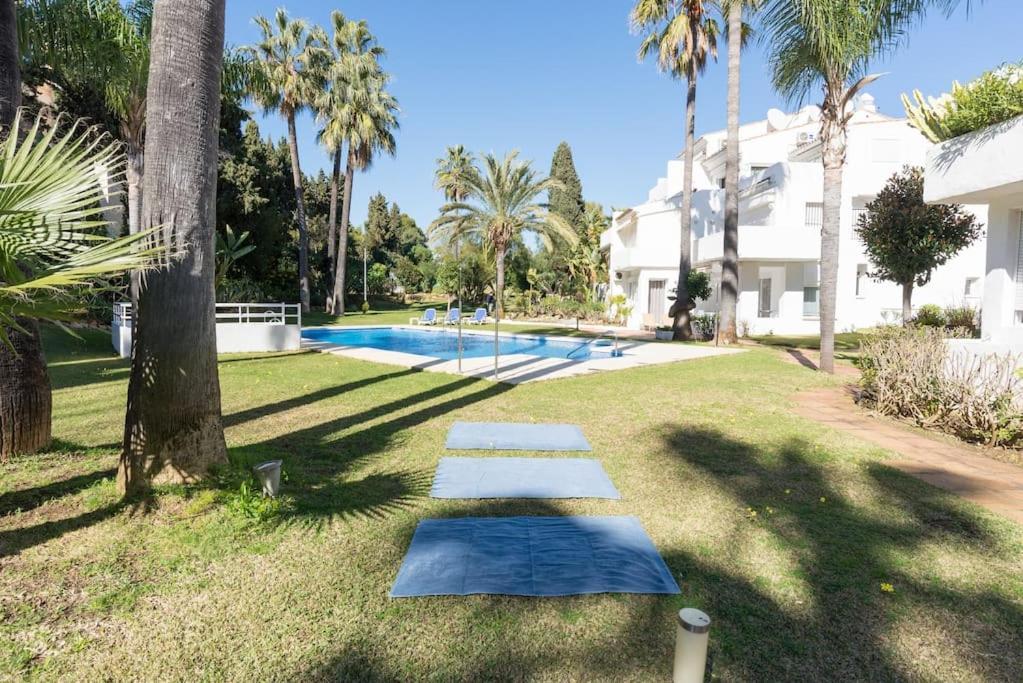 Incredible Luxury Location In Puerto Banus Beach For Families Marbella Eksteriør billede