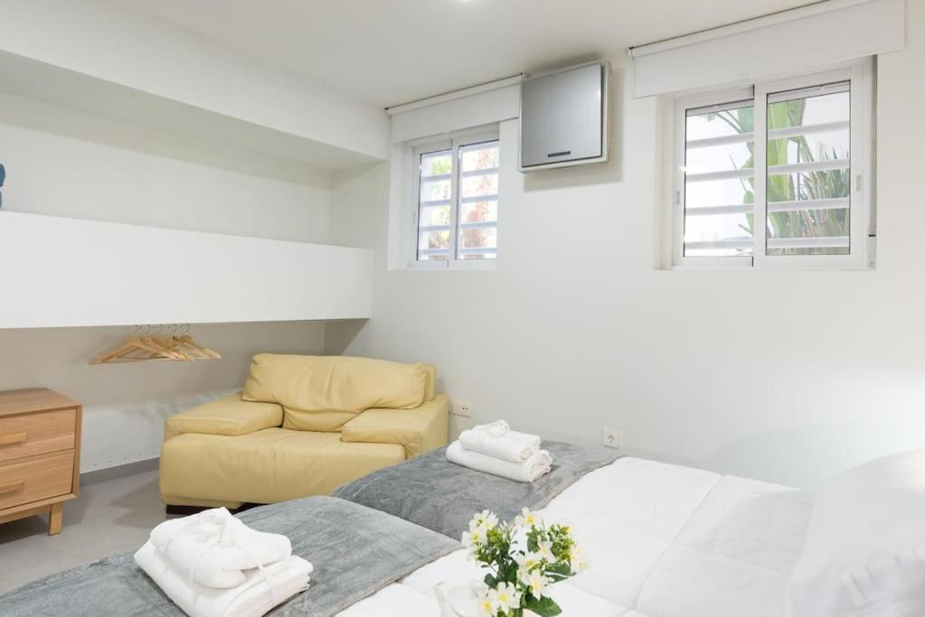 Incredible Luxury Location In Puerto Banus Beach For Families Marbella Eksteriør billede